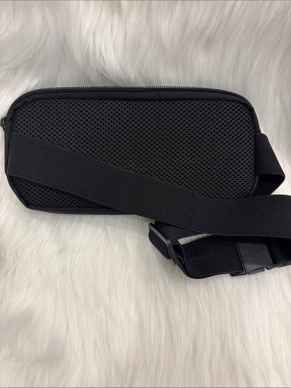 NEW GAIAM running cycling yoga waist Fanny belt bag adjustable black - Picture 2 of 3